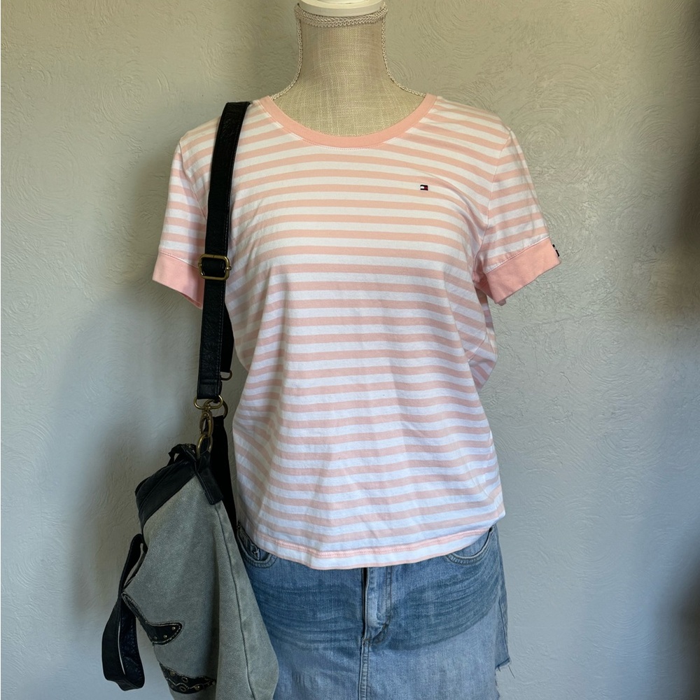 Tommy Hilfiger Vintage Pink Striped Short Sleeved Women’s Shirt Size Medium